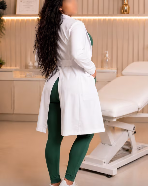 Kiara Massoterapeuta Massagens relaxantes/tântricas e nuru Massagem tântrica