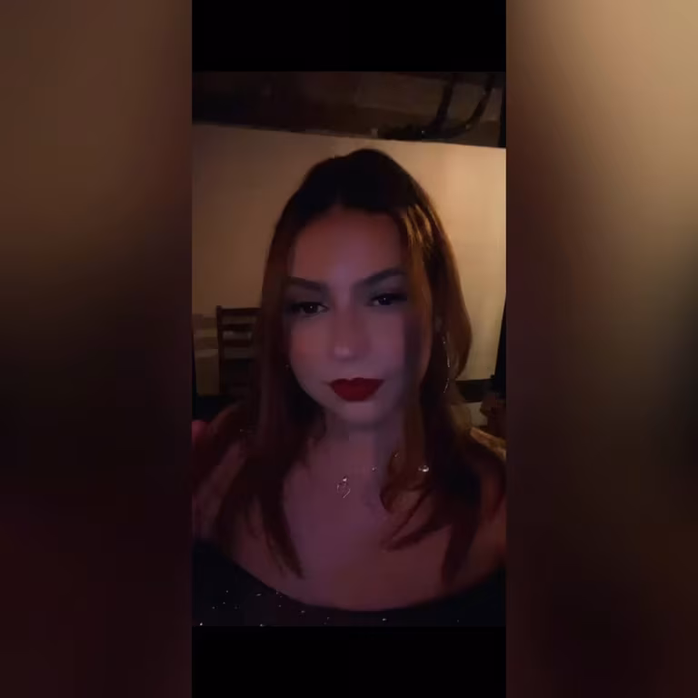 Jany Massagista Charmosa, Carinhosa e Cheia de Personalidade