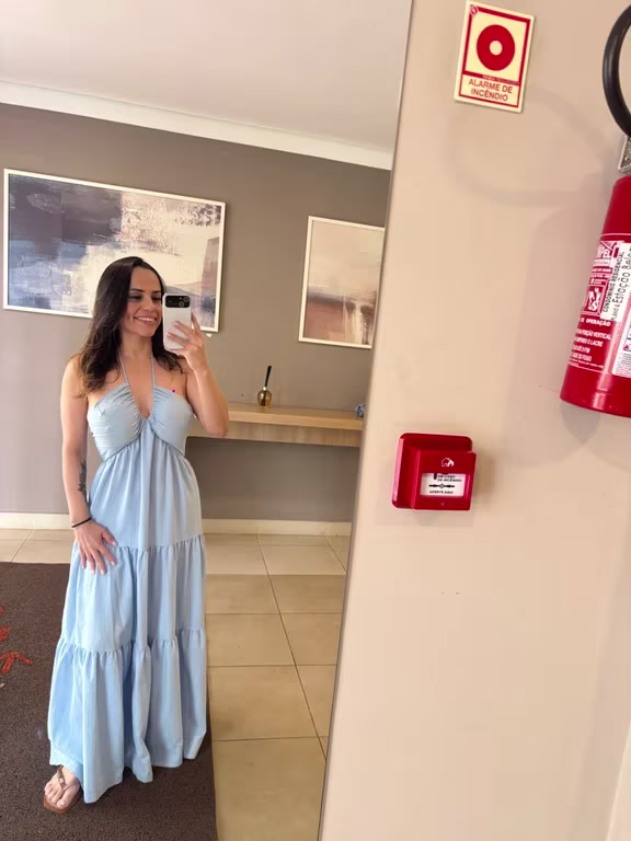 Clara, trazendo a melhor experiência em massagens sensuais.