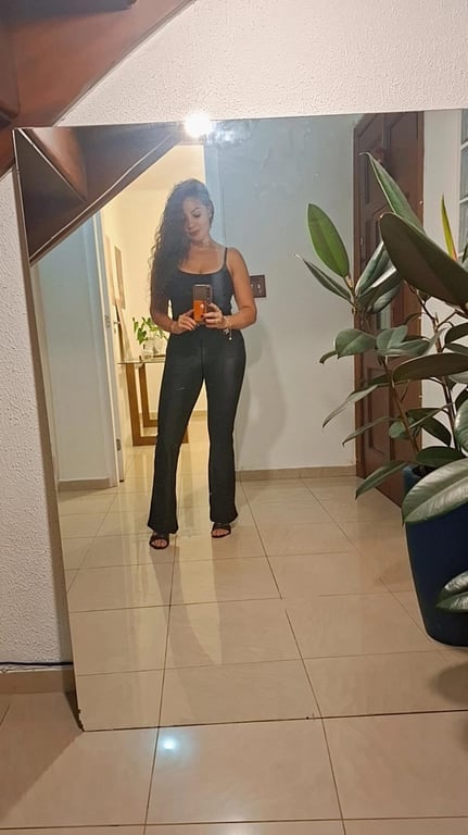 Gaby massagem tântrica,sensual e depilação 