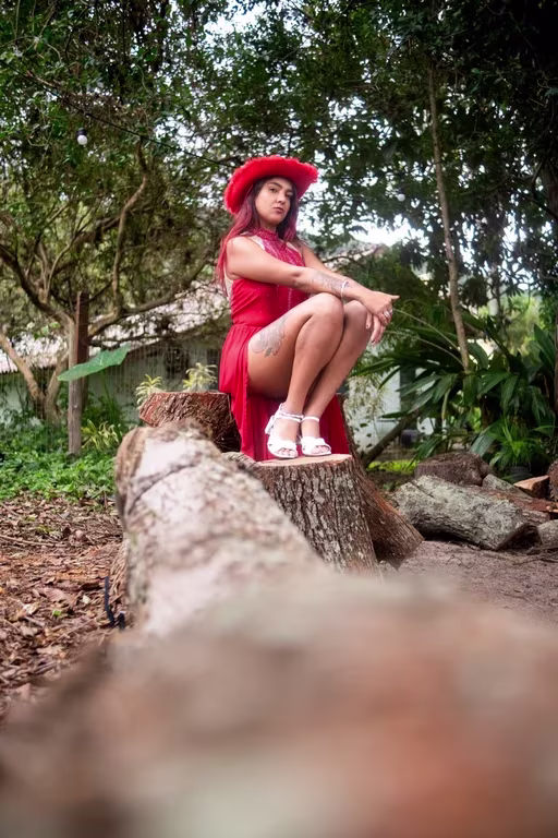 Carol Urbanetto Minhas mãos de (SA) fada vão te aquecer e enlouquecer Massagem tântrica