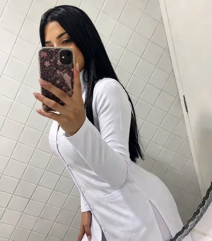 Bella Campos Massagem relaxante / Tântrica / Nuru