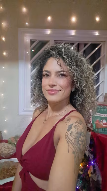 Kati Terapeuta Sensorial • Conexão & Êxtase •