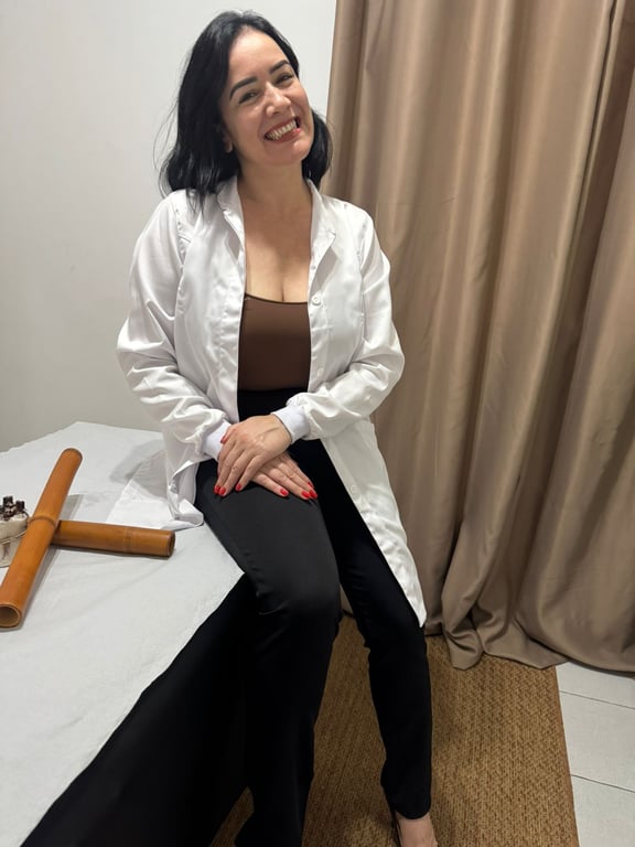 Amanda - Massagista, Depilação e cuidados pessoais 