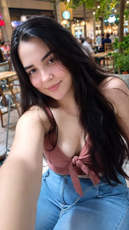 Mirela Souza Massoterapeuta Tântrica Massagem tântrica em