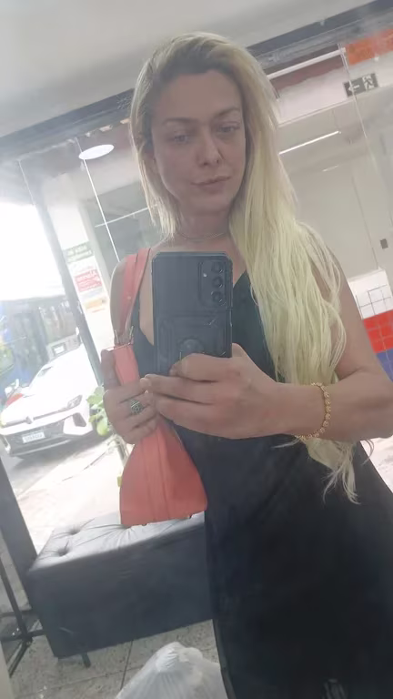 Liliam Massoterapia Sensual e Erotica Com Local Massagem