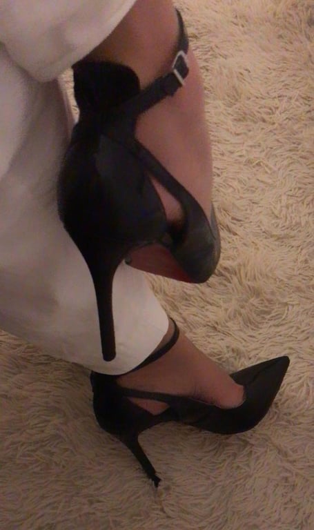 Jade Massagista Nuru – Sensualidade, Relaxamento e Prazer no Brooklin Massagem tântrica em