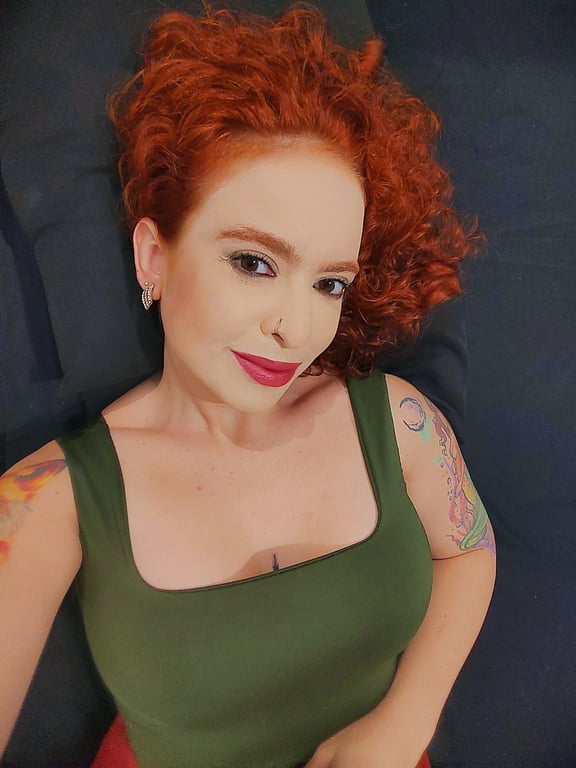 Juliana Alves - Fisioterapeuta Massoterapeuta Massagem sensual