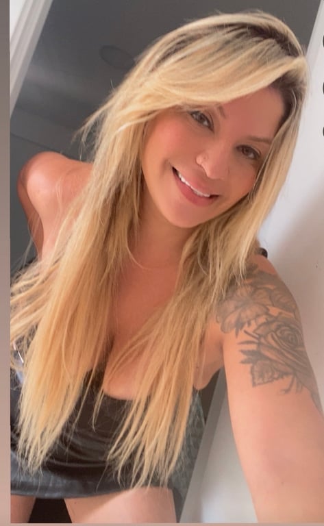 Massagens sensuais tântrica e Nuru último dia hoje .