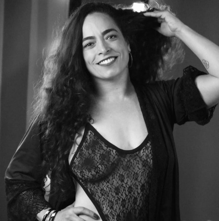 Anne: Tântra, Nuru, Vivência, Jardins, V.Madalena, Perdizes, Moema-SP