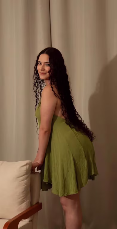 Mia 18 anos Massagista Sensual e Carinhosa / Karoline Spa
