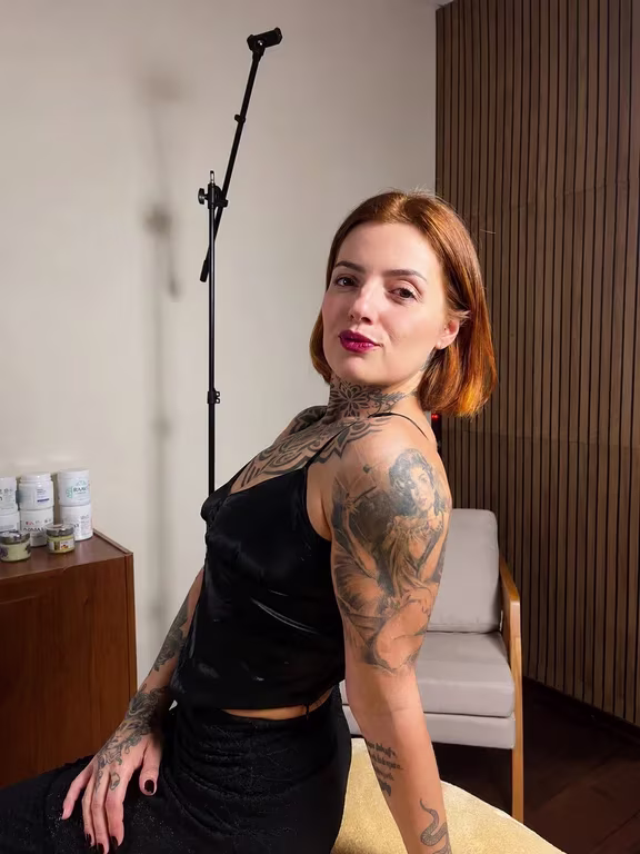 Thais Deva A melhor Nuru que você já fez! Massagem