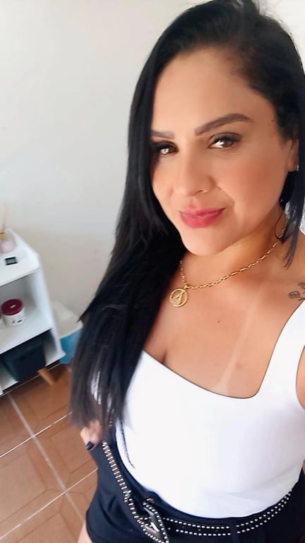  Momento de Relaxar, Cuidar e Sentir . Massagem Especial –