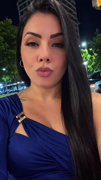 Lariie Massoterapeuta Massagem Nuru e Relaxante Massagista