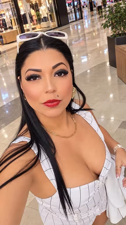 Emily massagem sensual tantra.