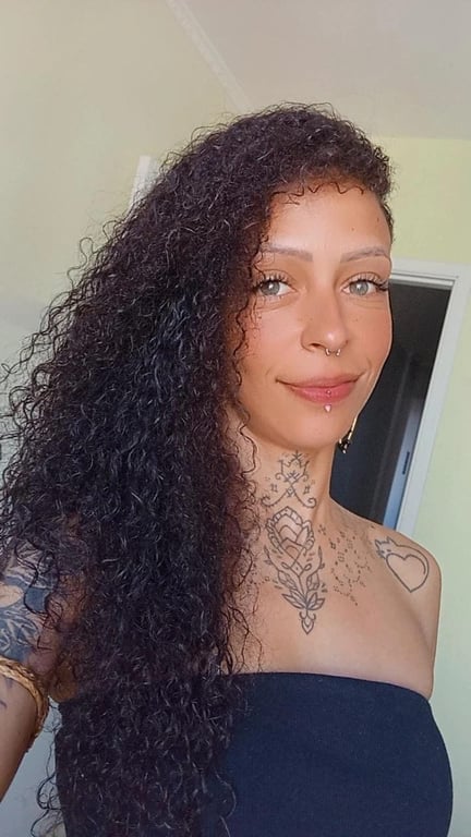 Mari - Relaxante, Tântrica, Nuru, depilação, limpeza de pele