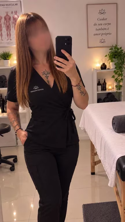 Kali | Um momento de relaxamento pode transformar o seu dia. Massagem sensual