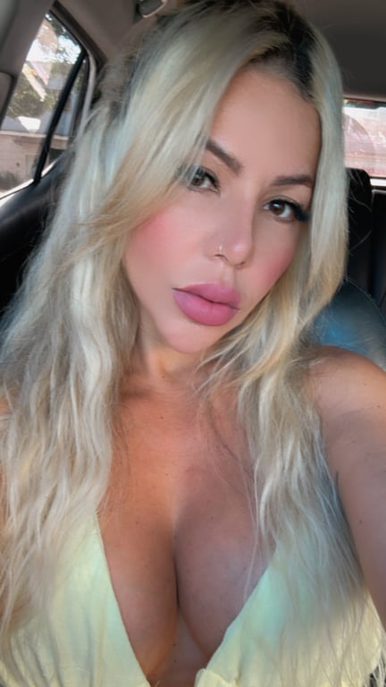 Faby sua massoterapeuta 