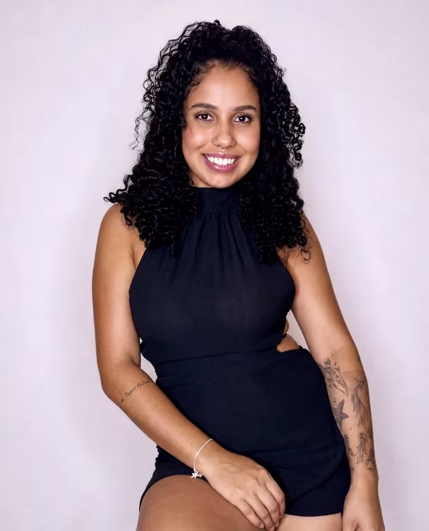 Rebecca Massoterapeuta há 9 anos. Massagista em
