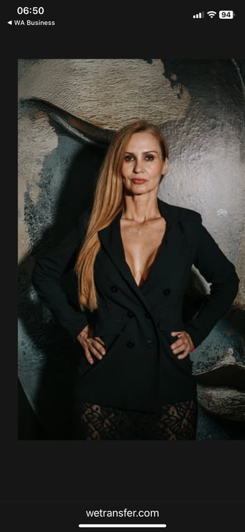 Jacquê Lanser - massagem tântrica- massagem Nurú- massagem sensual 