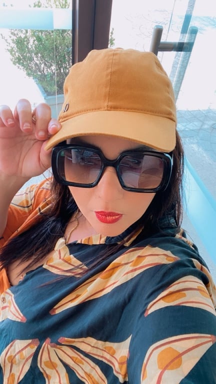 Jade Massoterapeuta - Massagem Nuru e Tântrica