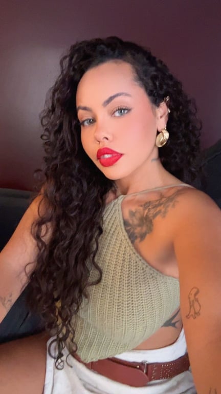 Beatriz Massagem Tântrica e Nuru sensual Massagem tântrica em
