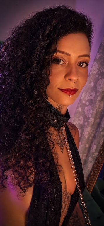 Mari relaxante/tântrica/Nuru/ Clube top com novidades Massagem nuru em