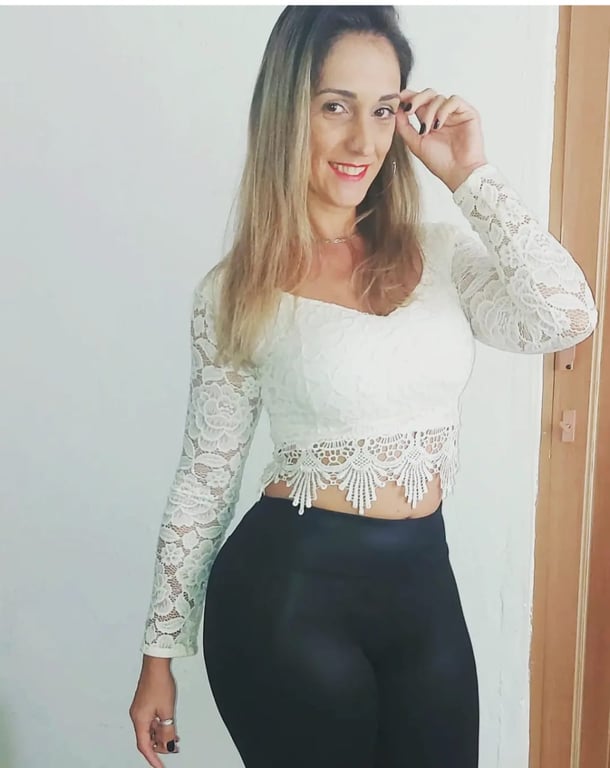 MÃOS DE FADA, ENFERMEIRA E MASSOTERAPEUTA