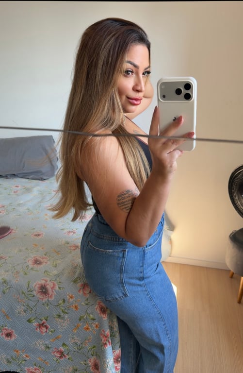 Massagem relaxante e sensual Massagem Massagem relaxante e sensual Massagem