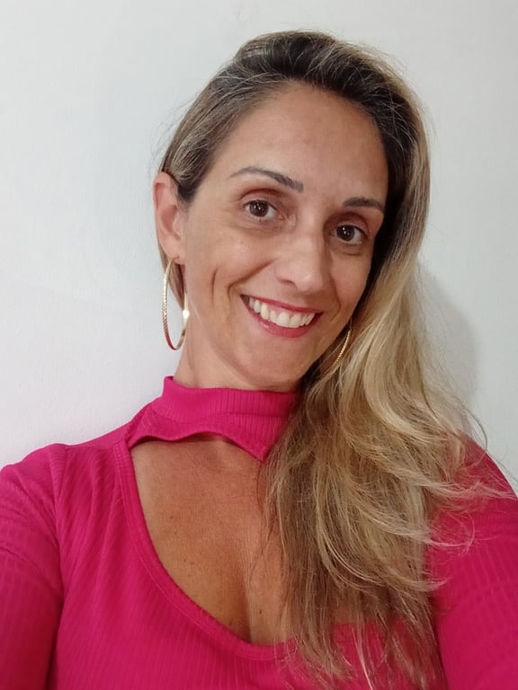 MÃOS DE FADA, ENFERMEIRA E MASSOTERAPEUTA Massagem