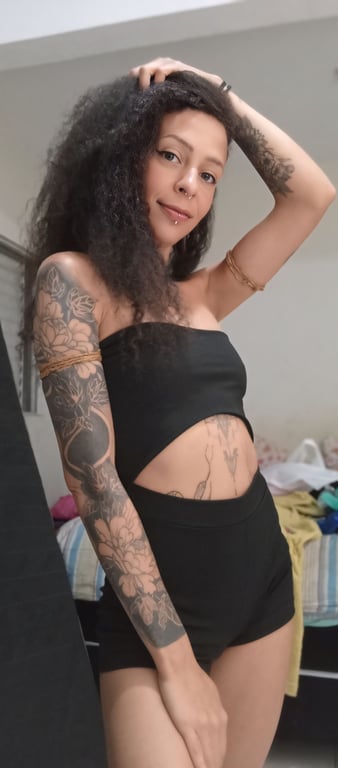 Mari - O caminho para o êxtase começa aqui. Massagem de 30m e 1h.