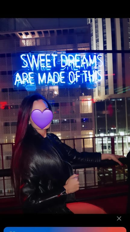 Fernanda Beatriz (Venha viver essa experiência) Massagem em Fernanda Beatriz (Venha viver essa experiência) Massagem em