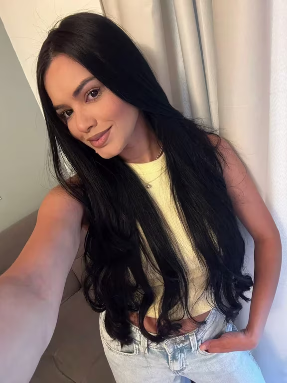 Bella Especialista em massagens relaxantes e sensuais! Massagem