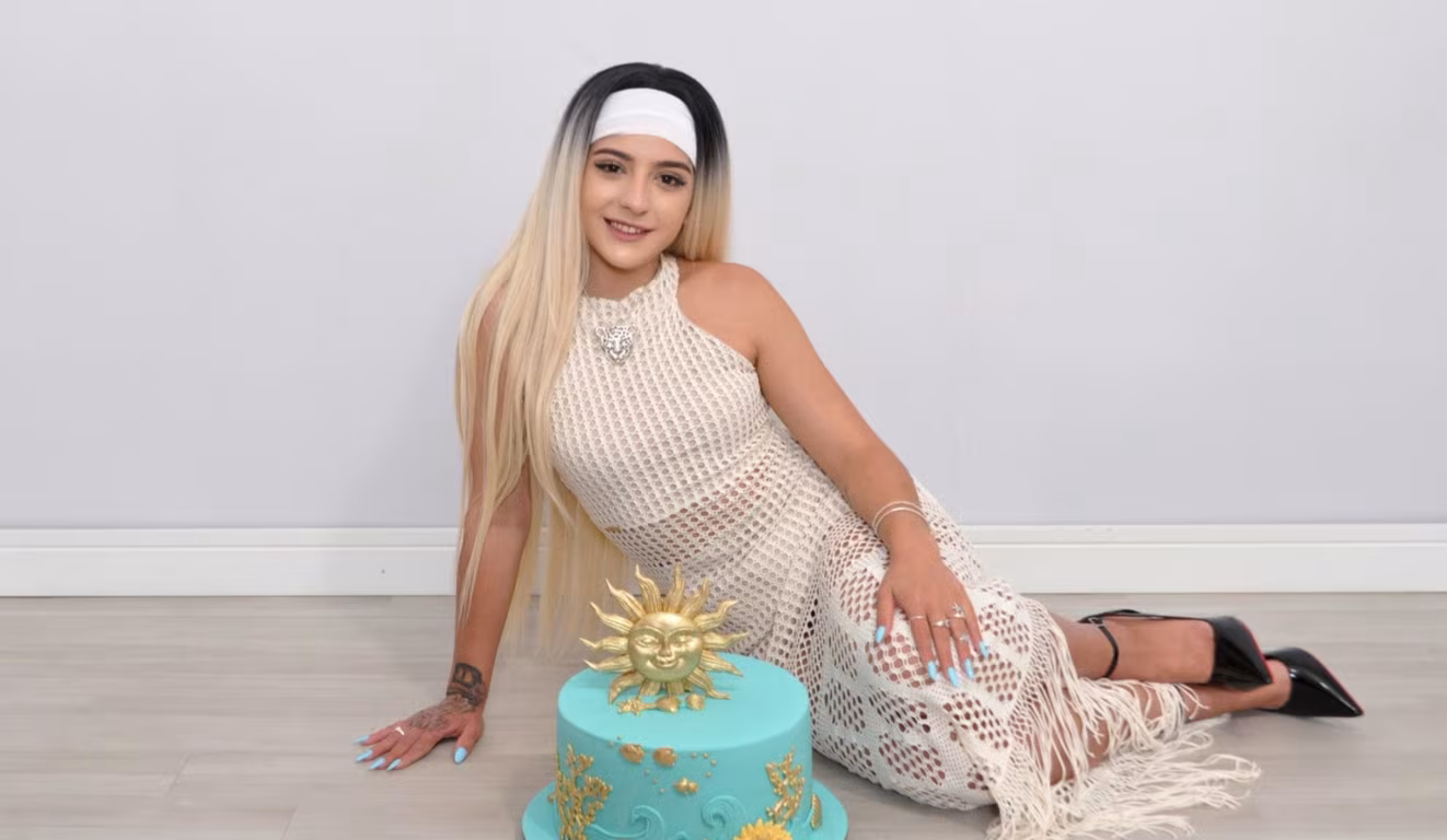 Vitória Sua Deusa Do Toque Massagem