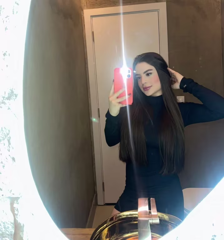 Fernanda novinha e experiente Massagem