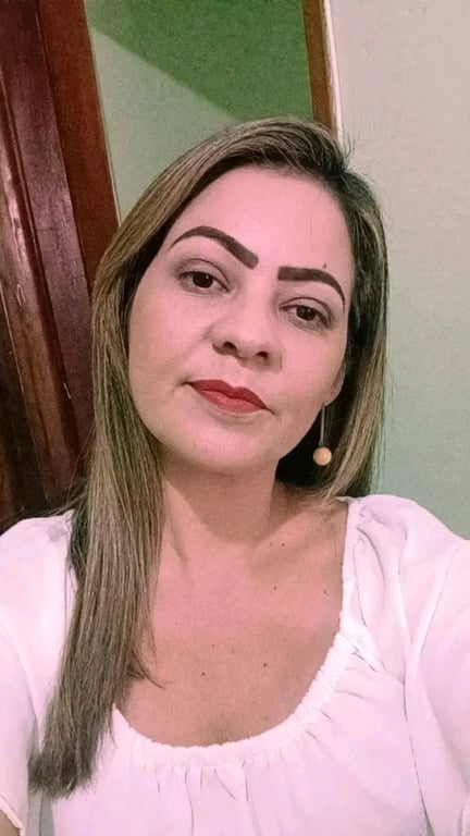 Carla - Massagista Terapêutica 