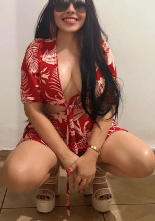 Danielle Psicóloga Especialista em Terapias Tântrica, Lingam e Nuru Massagista