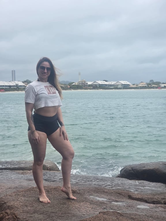 Andrea Veiga Massagem prazer Massagista em