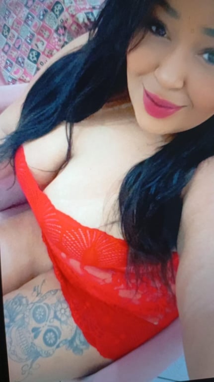 Nicolly massagem local privativo com garagem Massagem nuru em