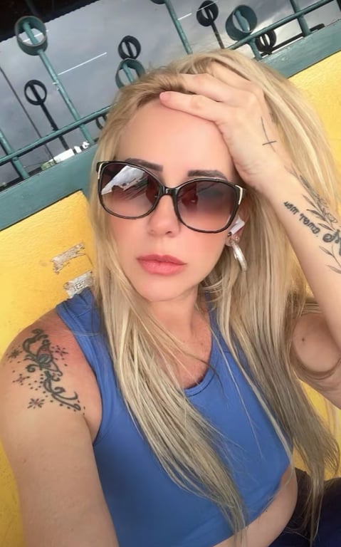 Lucy massoterapeuta masculino formada c/ finalização local discreto Massagem tântrica