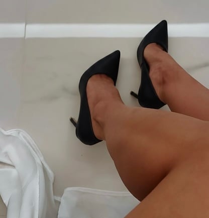 Elisa Sou muito mais do que você pode imaginar! Massagem em Elisa Sou muito mais do que você pode imaginar! Massagem em