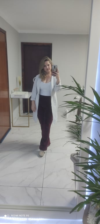 Edisneia Massoterapeuta Massagem