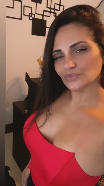 terapeuta Fadyly Massoterapeuta - Massagem Tântrica Fadyly Massoterapeuta - Massagem Tântrica