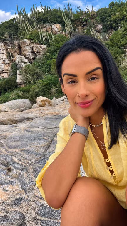 Manu Leal Terapeuta tantrica Relaxamento e Prazer