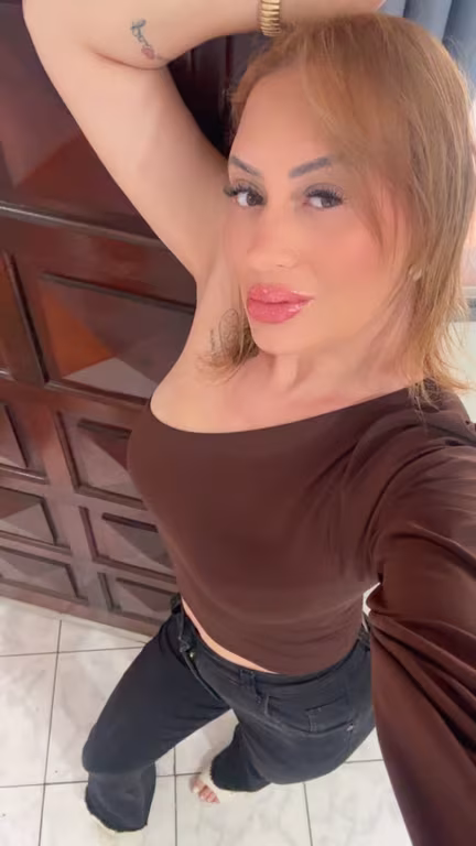 Fernanda massoterapeutasmassagens terapêuticas e sensuais.