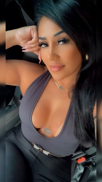 Kelly Tornado ~ Um espaço onde a sensibilidade é conduzida.