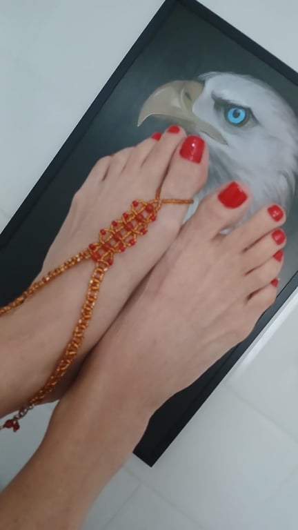 Laura — Massagens Sensuais para Momentos de Puro Prazer