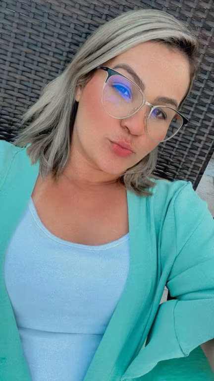 Penelope charmosa Massotrapeuta Massagem Tantrica e Noru