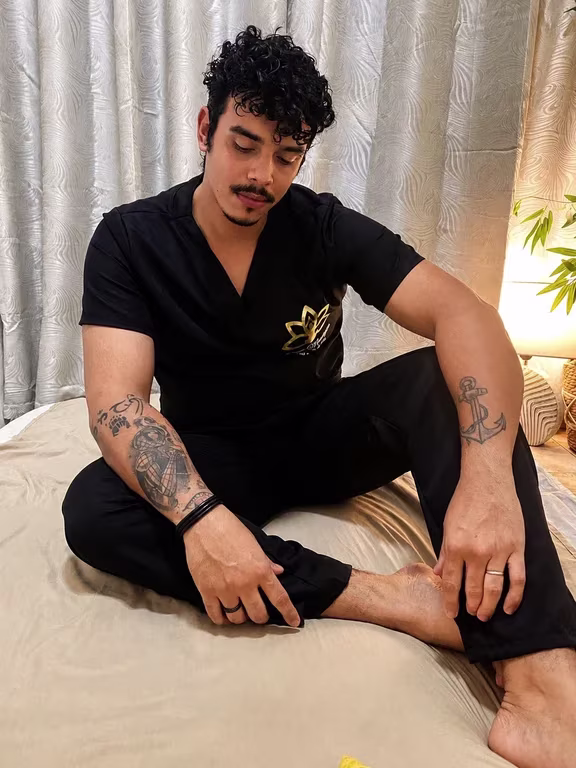 MATHEUS HENRIQUE Massagista tântrico Massagista em
