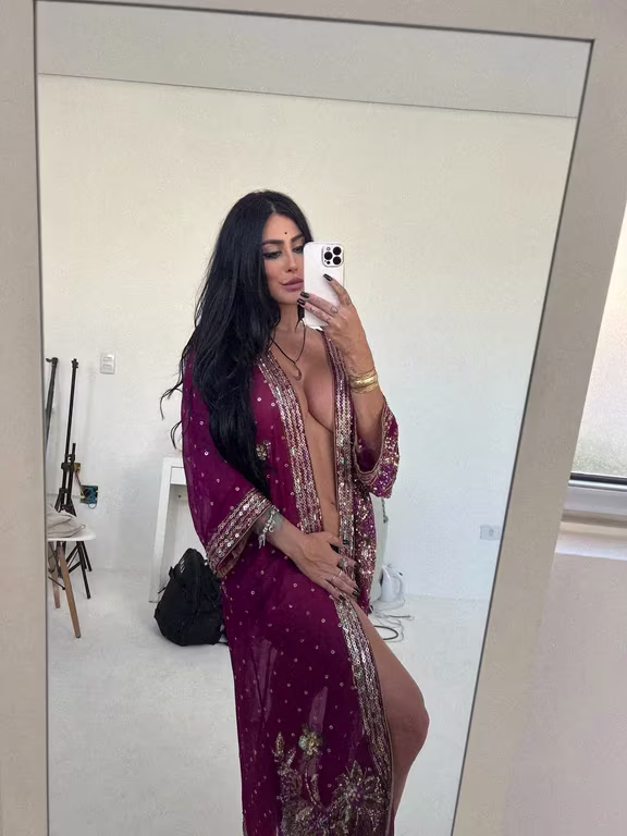 Priscila Deva Massagem Sensual Tântrica Nuru Massagem tântrica em